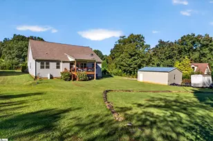 953 Hanging Rock Rd, Boiling Springs, SC 29316 - Photo 36