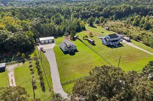 112 Smith St Ext, Ware Shoals, SC 29692 - Photo 4