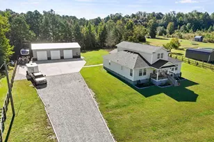 112 Smith St Ext, Ware Shoals, SC 29692 - Photo 2