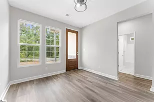 1003 Grace St, Greenwood, SC 29649 - Photo 6