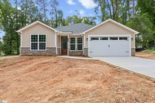 1003 Grace St, Greenwood, SC 29649 - Photo 2