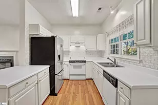 8 Boysenberry Dr, Taylors, SC 29687 - Photo 8