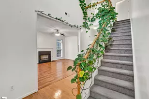8 Boysenberry Dr, Taylors, SC 29687 - Photo 2