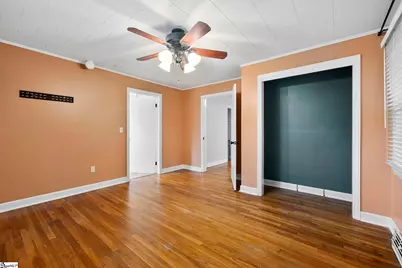 306 Owings Street, Laurens, SC 29360 - Photo 14