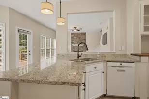 211 Sunrise Dr, Greer, SC 29651 - Photo 12