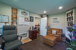 211 Sunrise Dr, Greer, SC 29651 - Photo 36