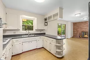 7 Dublin Ct, Greenville, SC 29615 - Photo 10
