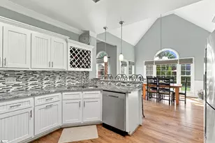 7 Marigold Ct, Greenville, SC 29615 - Photo 14