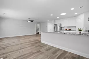 216 Woodfield Ave, Fountain Inn, SC 29644 - Photo 10