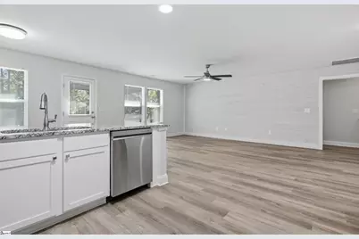 216 Woodfield Avenue, Fountain Inn, SC 29644 - Photo 6
