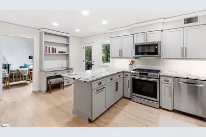 310 Henderson Road, Greenville, SC 29607 - Photo 10