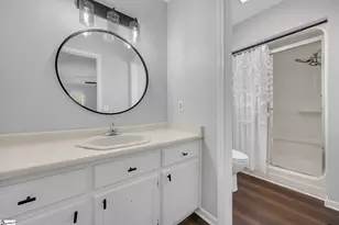 211 N Catherine St, Pickens, SC 29671 - Photo 16