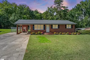 1007 E Northside Dr, Greenwood, SC 29649 - Photo 2