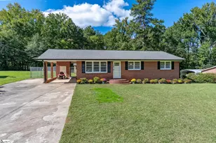 1007 E Northside Dr, Greenwood, SC 29649 - Photo 6
