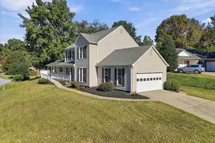 1 Wieuca Ct, Greenville, SC 29609 - Photo 2