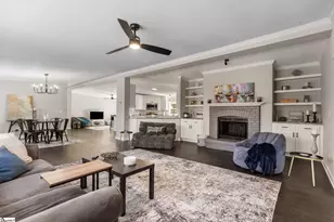 106 Freeman Dr, Laurens, SC 29360 - Photo 2