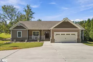 225 S Point Harbor Dr, Chappells, SC 29037 - Photo 2