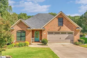 157 Hidden Ridge Dr, Spartanburg, SC 29301 - Photo 1