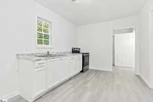 229 Cater St, Belton, SC 29627 - Photo 2