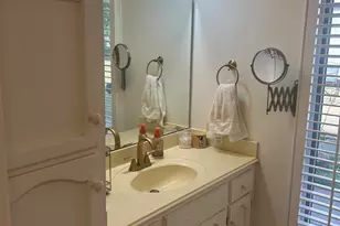 19 E Circle Ave, Greenville, SC 29607 - Photo 18