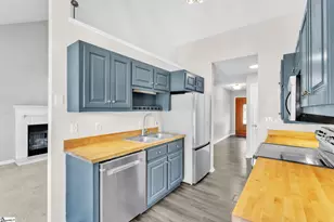 308 Fairwood Dr, Greenville, SC 29617 - Photo 8
