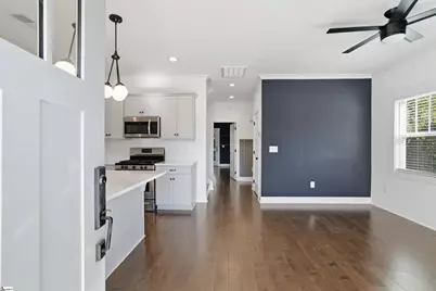 29 Greenridge Drive, Greenville, SC 29607 - Photo 2