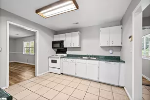 541 Hunts Bridge Rd, Easley, SC 29640 - Photo 8