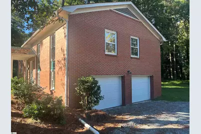 402 Chestnut Street, Clinton, SC 29325 - Photo 6
