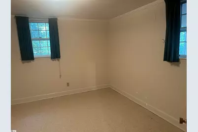 402 Chestnut Street, Clinton, SC 29325 - Photo 32