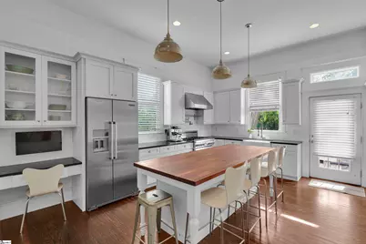 409 Perry Avenue, Greenville, SC 29601 - Photo 10