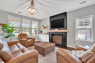105 Avendell Dr, Easley, SC 29642 - Photo 2