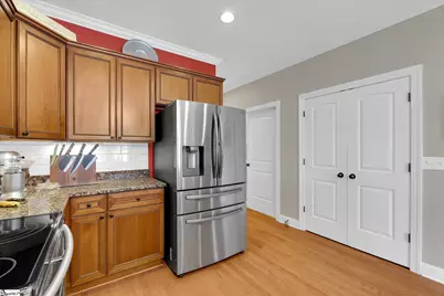 204 Ridenour Avenue, Greenville, SC 29617 - Photo 18