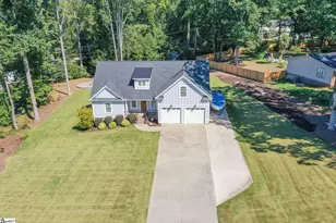 324 Bowen Dr, Anderson, SC 29621 - Photo 2