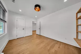 105 Burns St, Greenville, SC 29605 - Photo 12