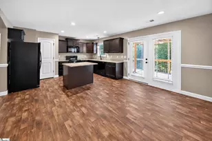 436 Shoreline Blvd, Boiling Springs, SC 29316 - Photo 8