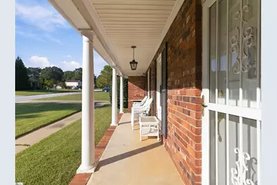 109 Woodcliff Court, Simpsonville, SC 29681 - Photo 4