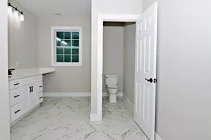223 Long Bay Dr, West Union, SC 29696 - Photo 22