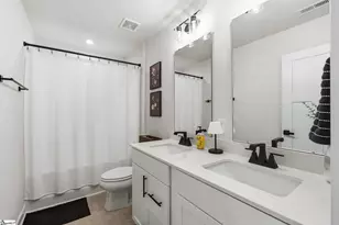 605 Vestrella Rd, Greenville, SC 29605 - Photo 24