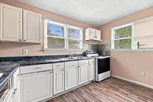 108 Mattison Dr, Williamston, SC 29697 - Photo 2