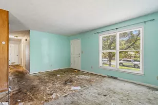 207 Mayfield Rd, Simpsonville, SC 29681 - Photo 6