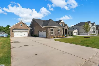 204 Chandler Court, Easley, SC 29642 - Photo 4