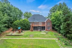 335 Benford Dr, Boiling Springs, SC 29316 - Photo 2