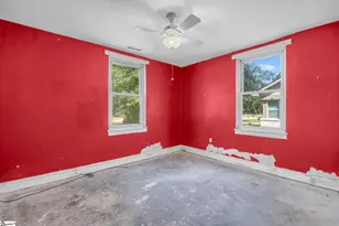 18 Ridgeway Dr, Greenville, SC 29605 - Photo 8