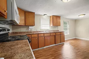 236 Angells Dr, Woodruff, SC 29388 - Photo 10