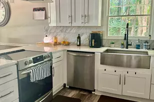 502 Camelot Dr, Spartanburg, SC 29301 - Photo 6