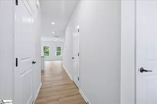 40 Lone Cypress St, Travelers Rest, SC 29690 - Photo 6