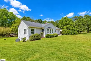 10676 Augusta Rd, Belton, SC 29627 - Photo 2