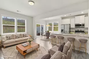 211 Stone Fruit Ct, Duncan, SC 29334 - Photo 6