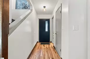 401 Sugar Creek Ln, Greer, SC 29650 - Photo 4