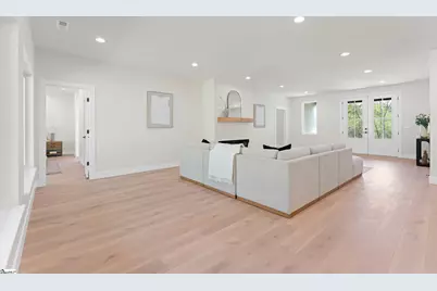 651 Narrow Circle, Inman, SC 29349 - Photo 8